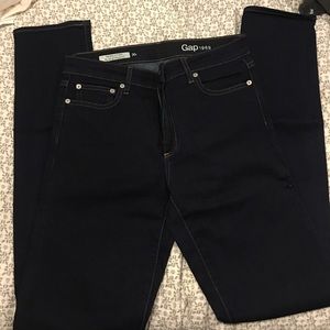 Gap resolution slim straight jeans 30/10 Tall